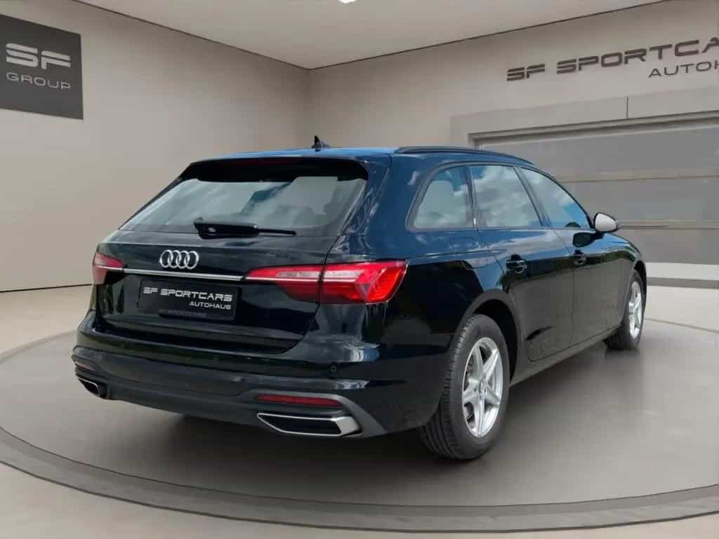 Audi A4 AVANT 35TDI S-TRONIC-ADVANCED-PANO-MÜNCHEN 11/2019-photo-8