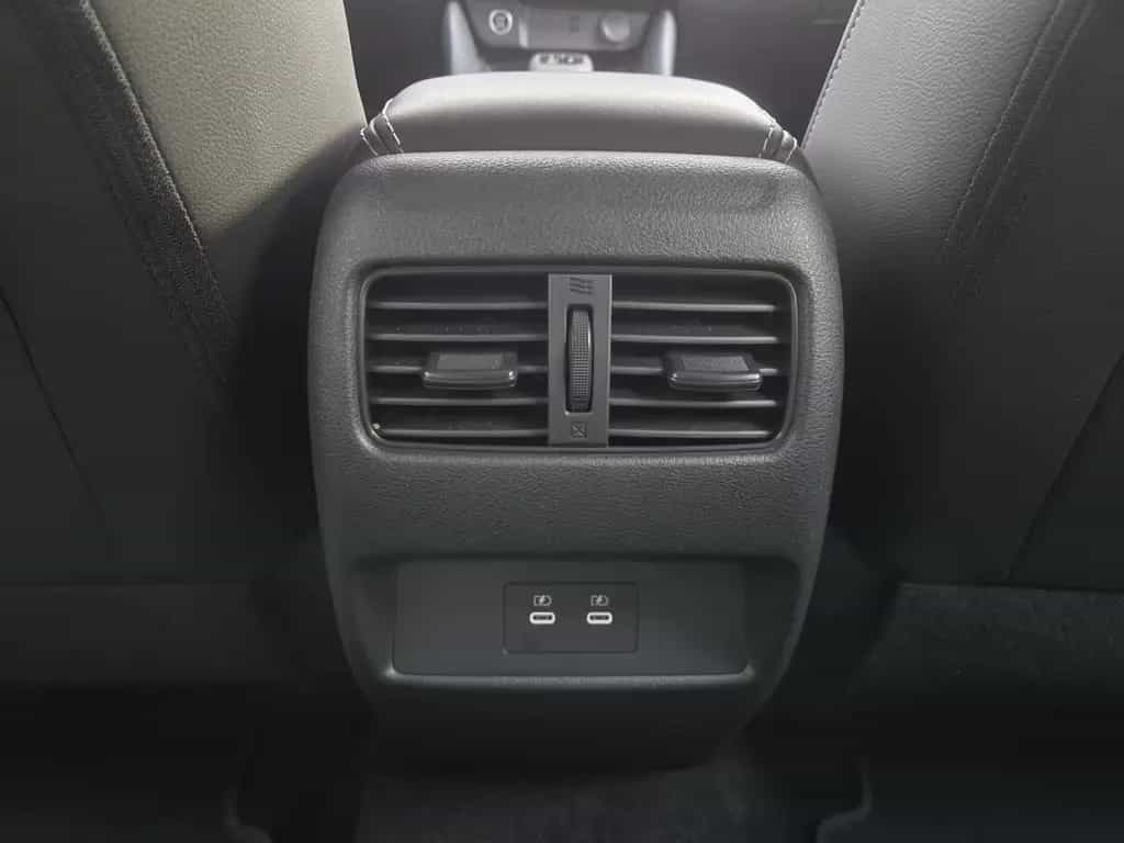 Nissan Qashqai 1.3 MHEV N-Connecta 360° Navi LED 01/2025-photo-23