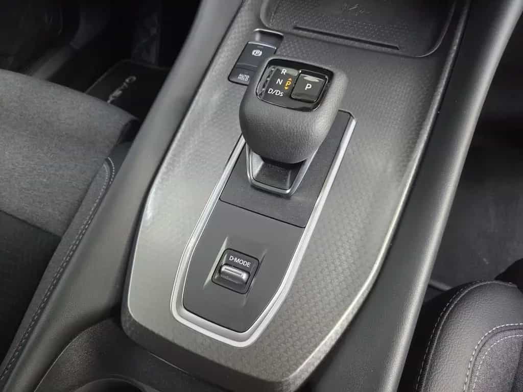 Nissan Qashqai 1.3 MHEV N-Connecta 360° Navi LED 01/2025-photo-27