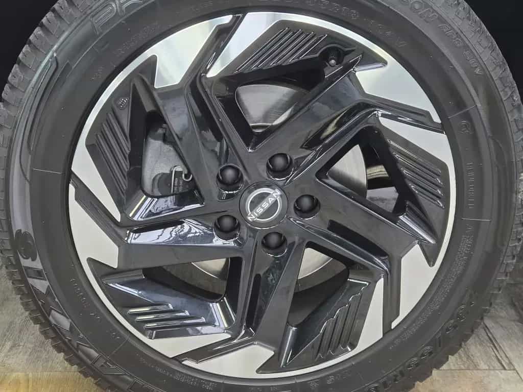 Nissan Qashqai 1.3 MHEV N-Connecta 360° Navi LED 01/2025-photo-32