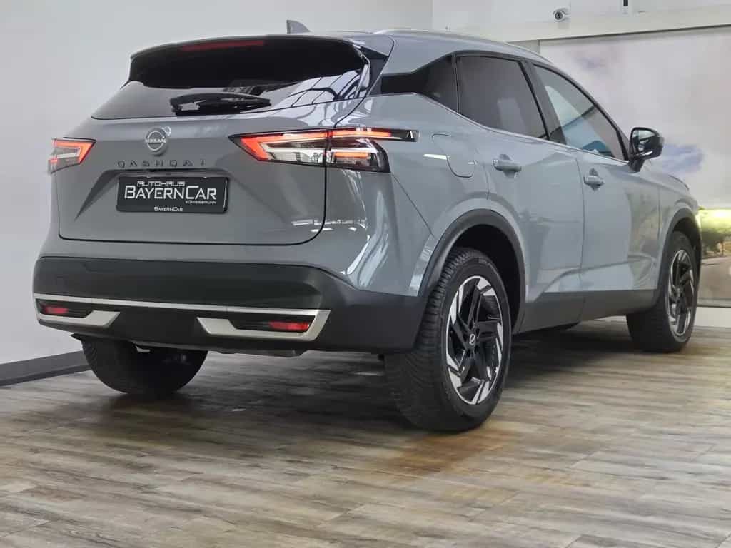 Nissan Qashqai 1.3 MHEV N-Connecta 360° Navi LED 01/2025-photo-5