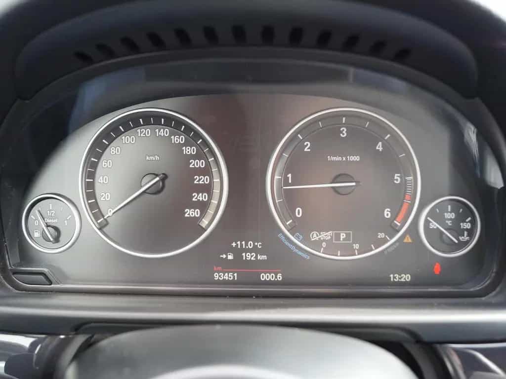 BMW 520 d Aut. Touring * Navi * Xenon/Kurvenlicht * 10/2014-photo-10