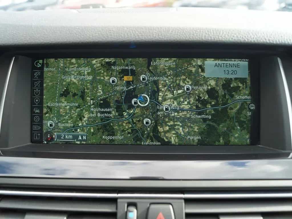 BMW 520 d Aut. Touring * Navi * Xenon/Kurvenlicht * 10/2014-photo-11