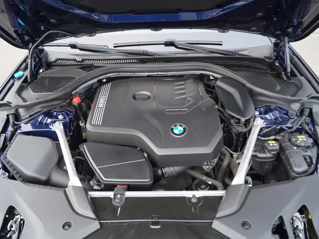 BMW 530 i Aut. Lim. Sport Line *Navi*LED*BREMSEN NEU 07/2019-photo-19