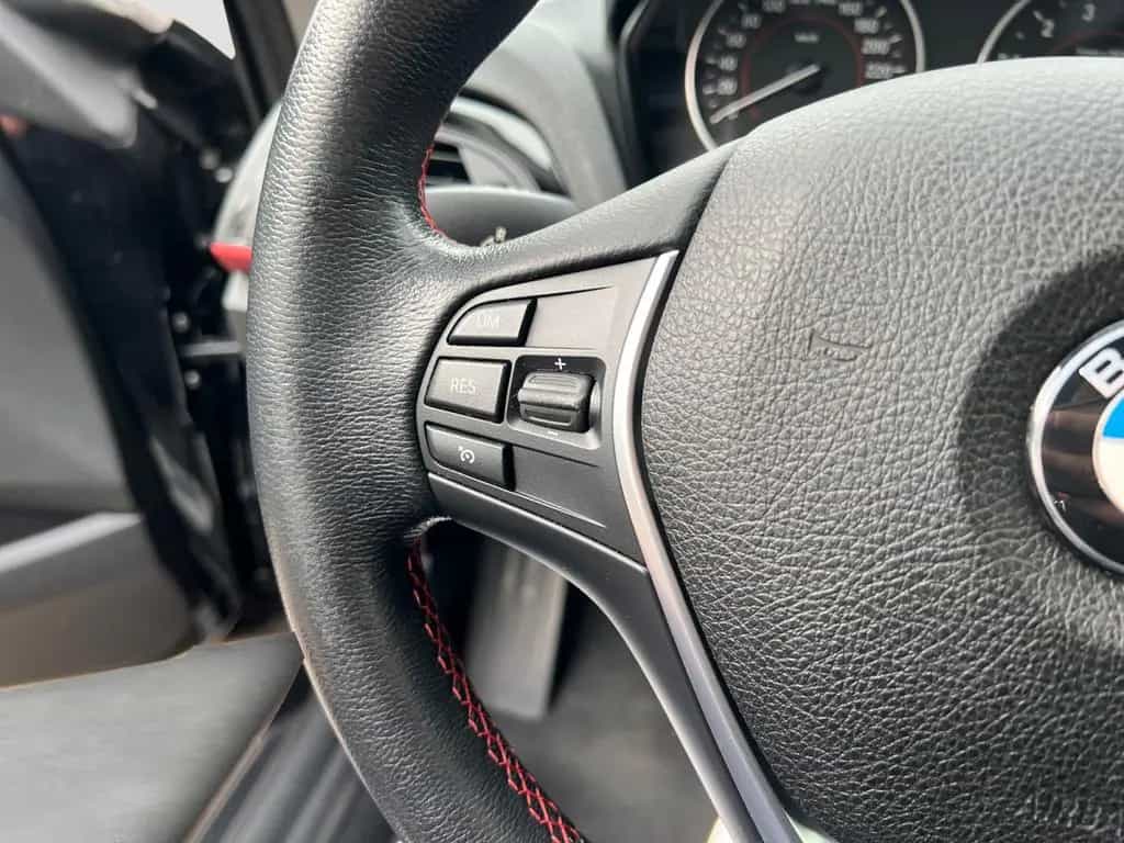 BMW 120 i Sport Line AHK SHZ PARK TEMP KLIMA 12/2016-photo-17