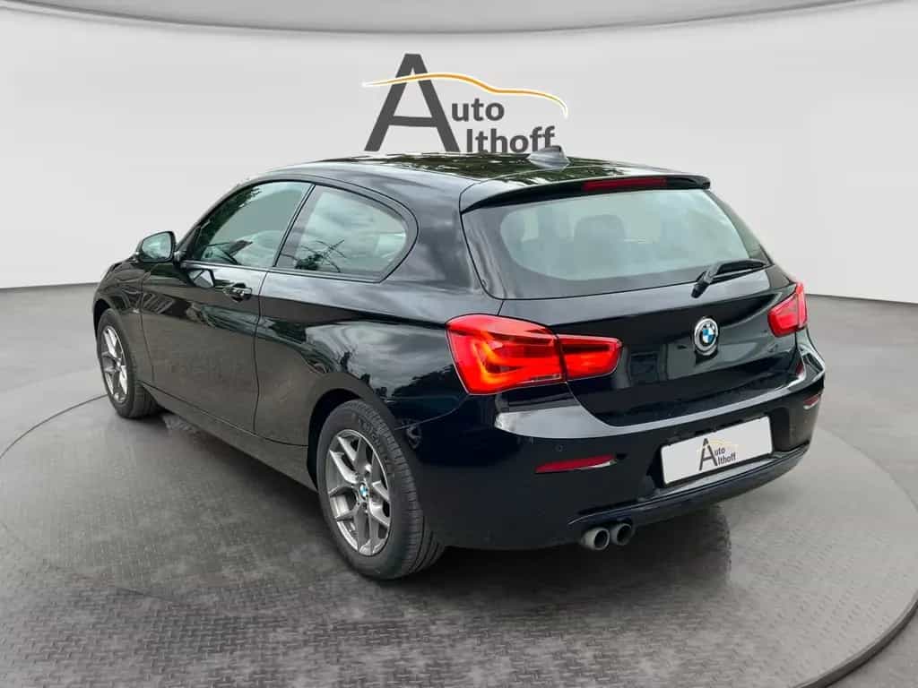 BMW 120 i Sport Line AHK SHZ PARK TEMP KLIMA 12/2016-photo-3