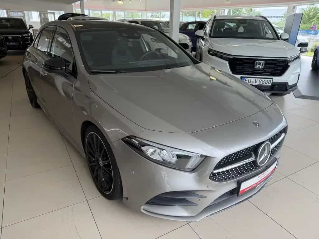 Mercedes-Benz A 180 7G-DCT AMG Line 04/2019-photo-0