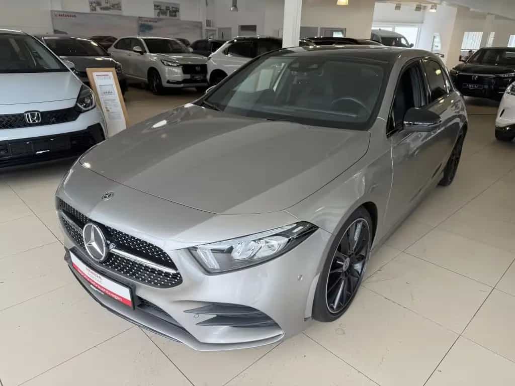 Mercedes-Benz A 180 7G-DCT AMG Line 04/2019-photo-1
