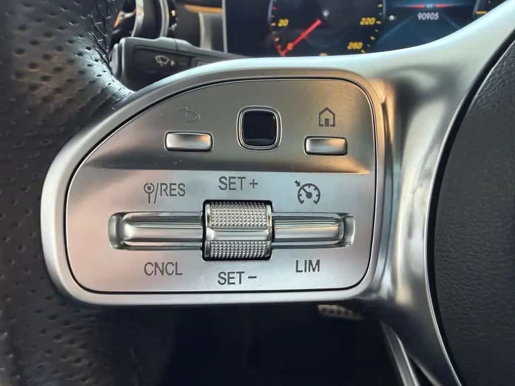 Mercedes-Benz A 180 7G-DCT AMG Line 04/2019-photo-12