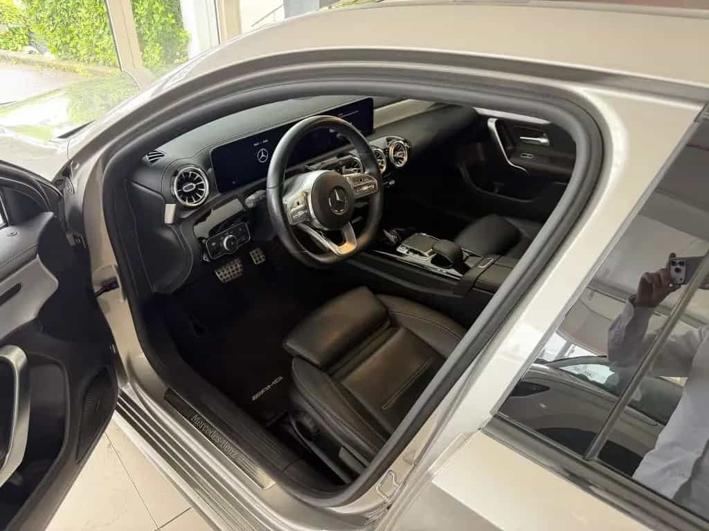 Mercedes-Benz A 180 7G-DCT AMG Line 04/2019-photo-17