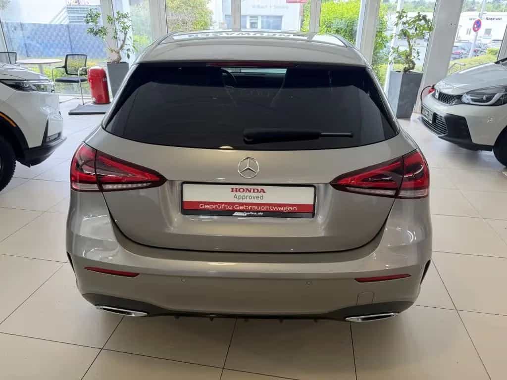 Mercedes-Benz A 180 7G-DCT AMG Line 04/2019-photo-6