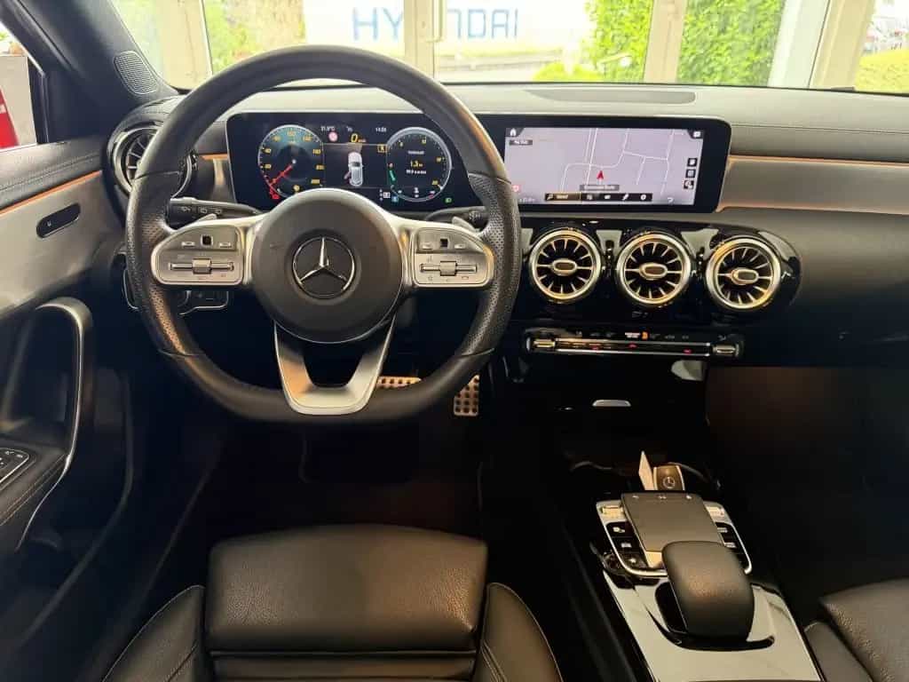 Mercedes-Benz A 180 7G-DCT AMG Line 04/2019-photo-8