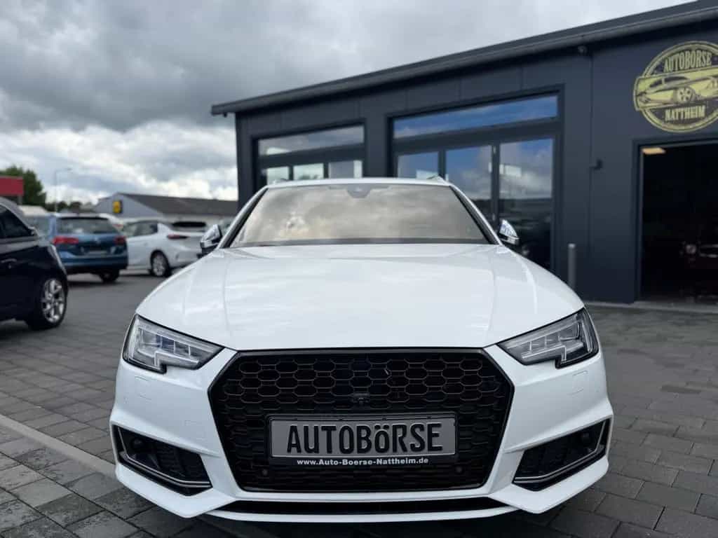 Audi S4 Avant 3.0 TFSI quattro*VOLL* 08/2017-photo-1