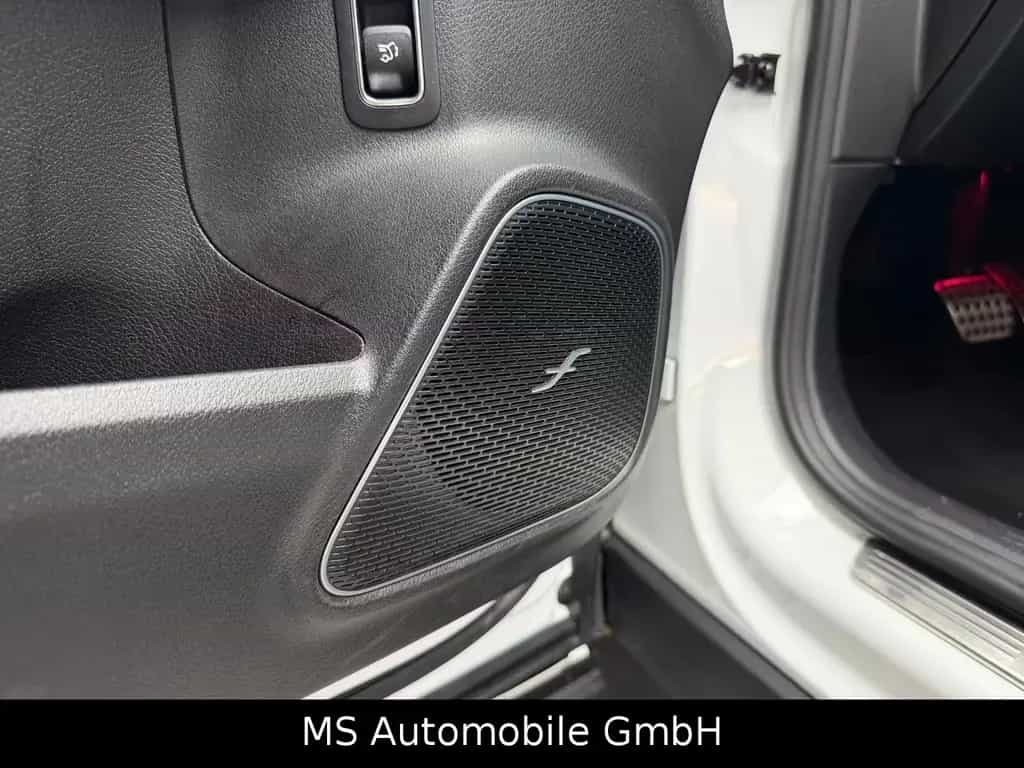 Mercedes-Benz GLB 250 4Matic Pano/Night/BurM/Memory/ACC 05/2020-photo-12