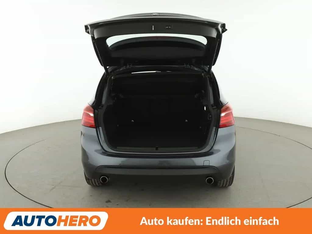 BMW 220 Active Tourer 220i Active Tourer Sport Line Aut.*NAVI*CAM* 09/2017-photo-16