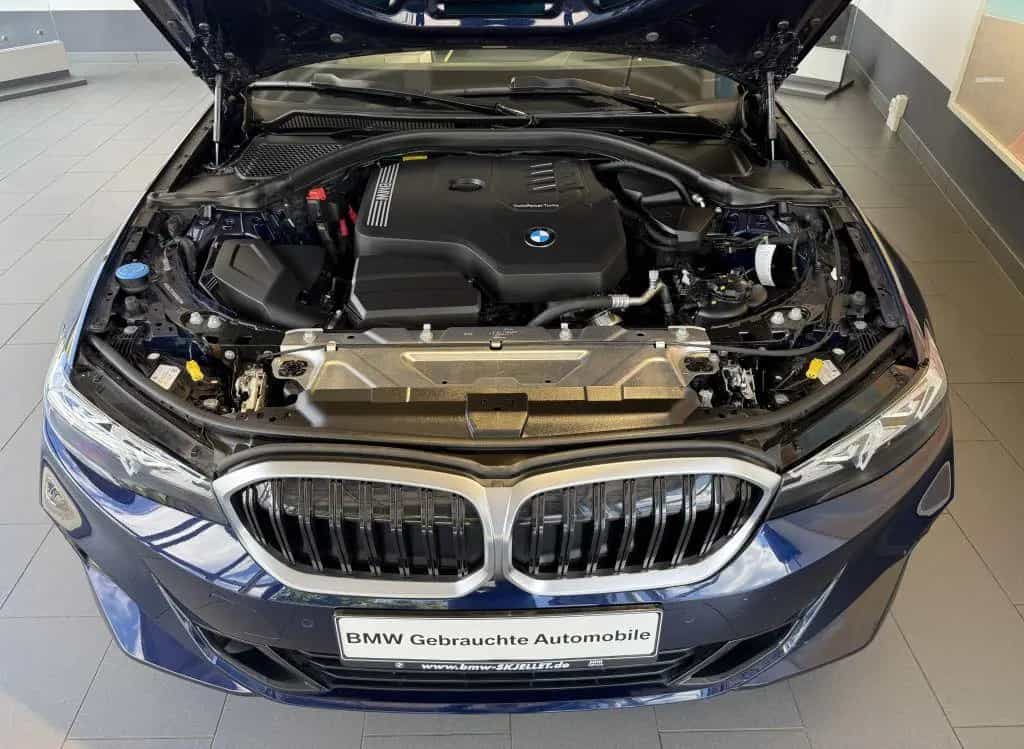 BMW 320 i Tour Individual HUD+KAM+NAVI-LivePro+LEDer 12/2022-photo-11