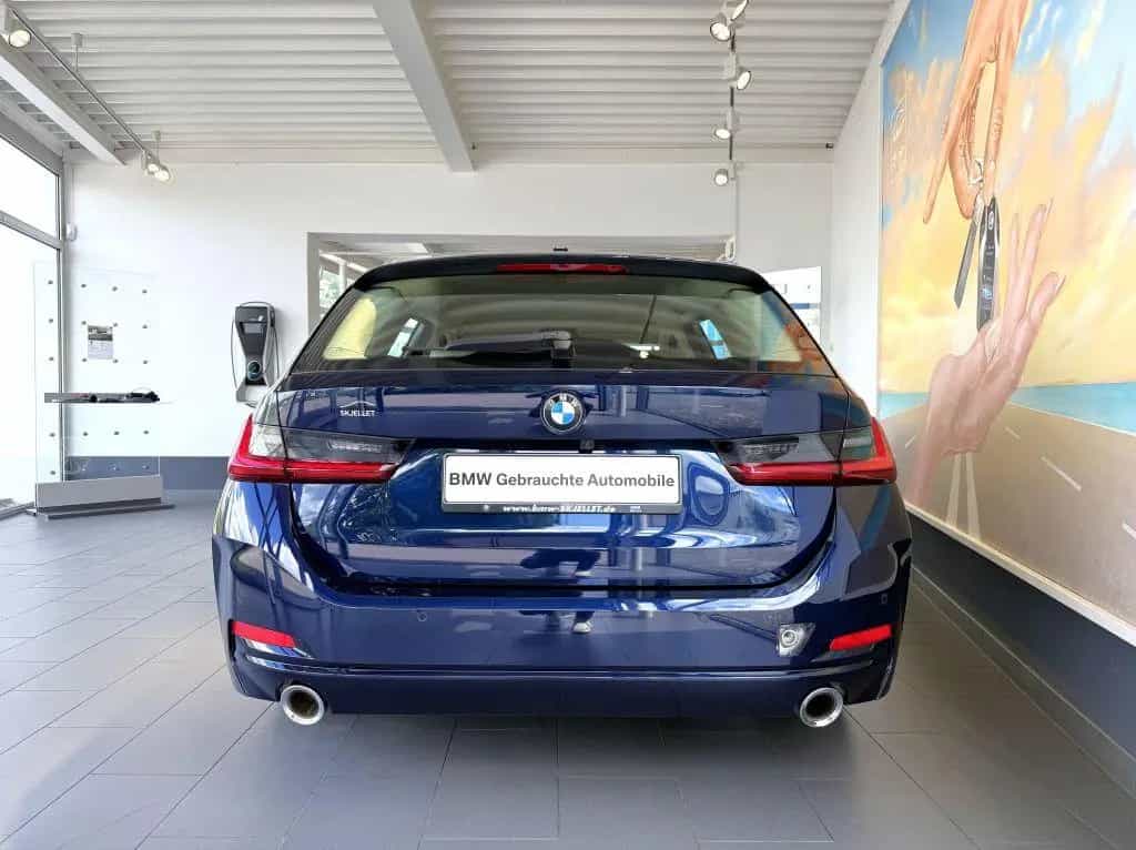 BMW 320 i Tour Individual HUD+KAM+NAVI-LivePro+LEDer 12/2022-photo-12