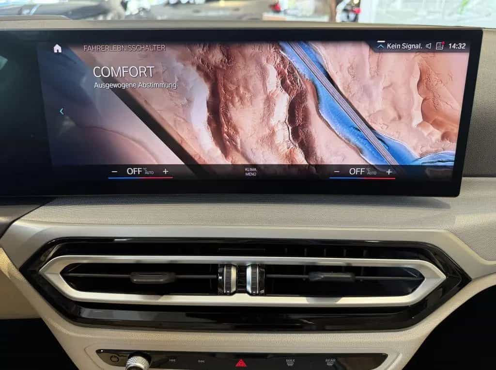 BMW 320 i Tour Individual HUD+KAM+NAVI-LivePro+LEDer 12/2022-photo-23
