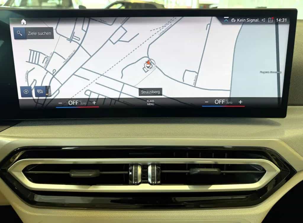 BMW 320 i Tour Individual HUD+KAM+NAVI-LivePro+LEDer 12/2022-photo-29
