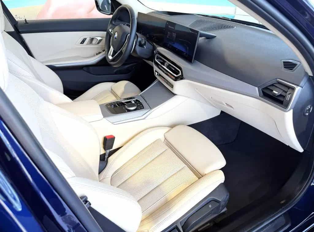 BMW 320 i Tour Individual HUD+KAM+NAVI-LivePro+LEDer 12/2022-photo-31