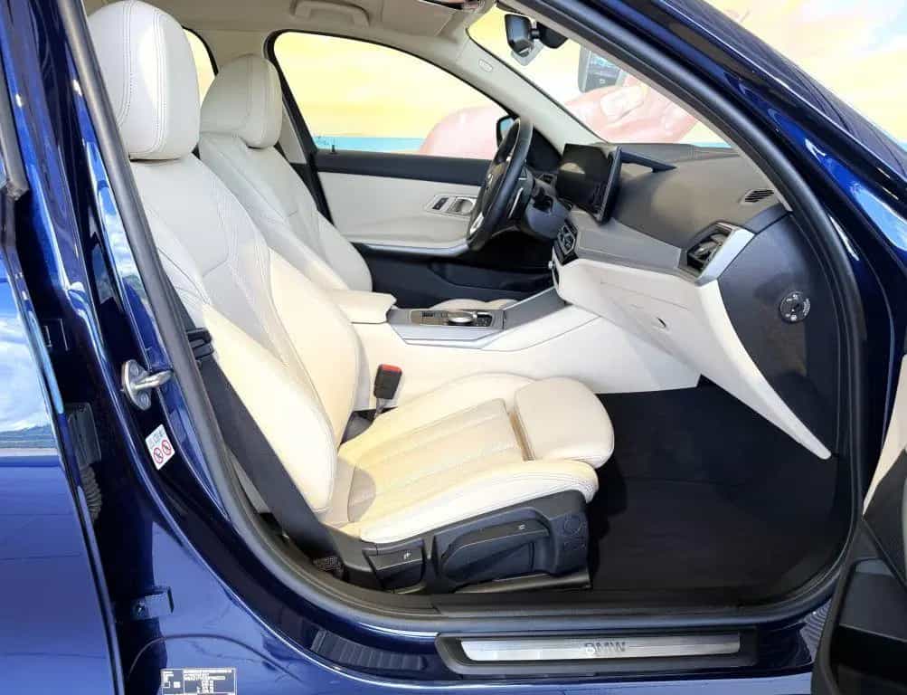 BMW 320 i Tour Individual HUD+KAM+NAVI-LivePro+LEDer 12/2022-photo-4