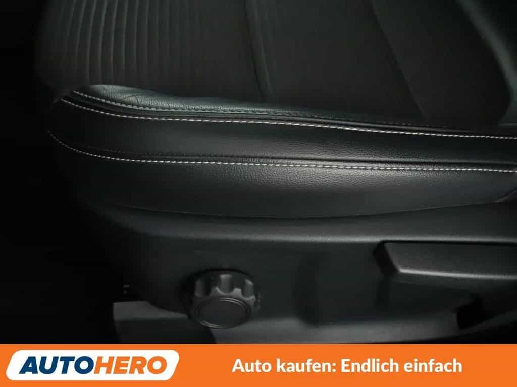 Ford Kuga 2.0 TDCi EcoBlue Mild-Hybrid Titanium X*NAV 02/2021-photo-32