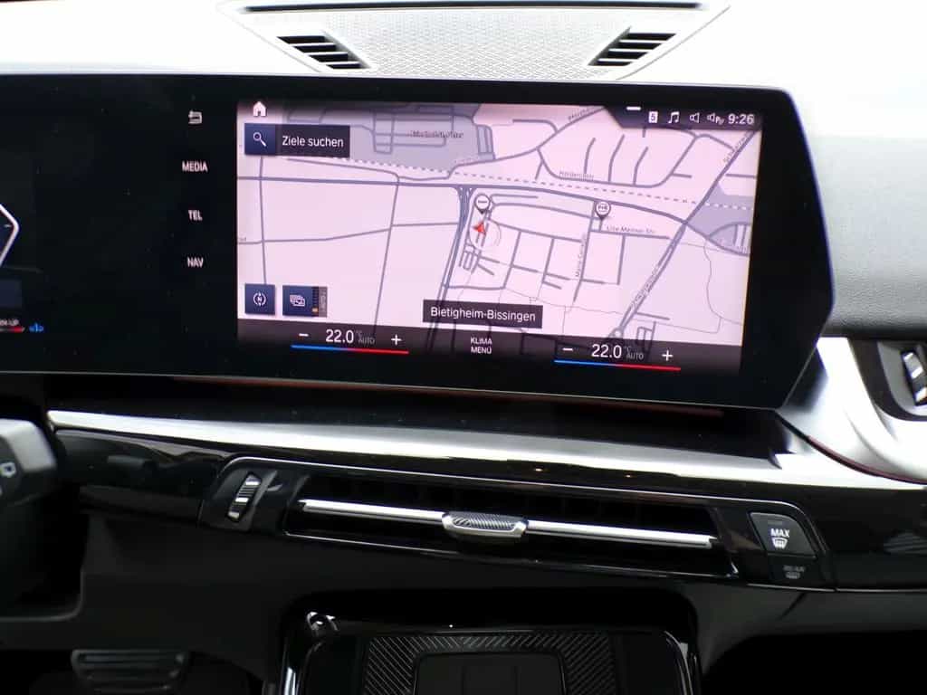 BMW X1 sDrive 18i adLED Kamera Vorb.ACC Privacyglas 06/2023-photo-11