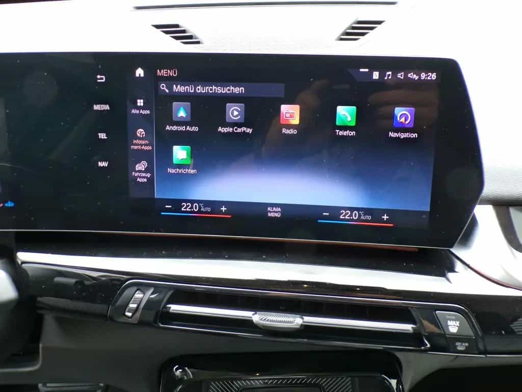 BMW X1 sDrive 18i adLED Kamera Vorb.ACC Privacyglas 06/2023-photo-12