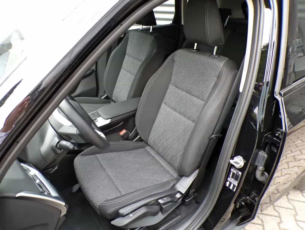 BMW X1 sDrive 18i adLED Kamera Vorb.ACC Privacyglas 06/2023-photo-7