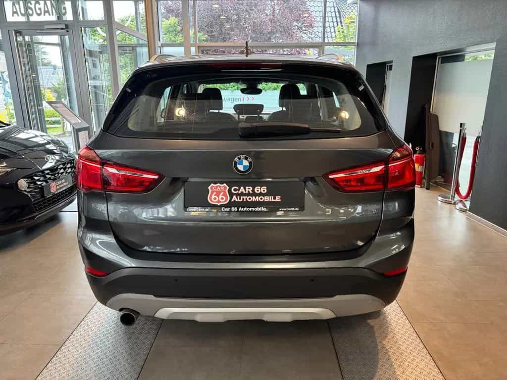 BMW X1 sDrive 18 i xLine 03/2018-photo-4