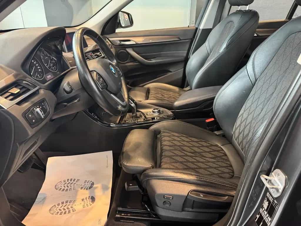 BMW X1 sDrive 18 i xLine 03/2018-photo-9