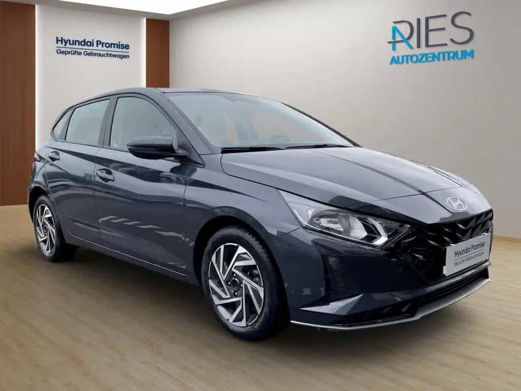 Hyundai i20 1.0 T-GDI Trend Navi*SHZ*SoundSys*Kam.*PDC 10/2025-photo-2