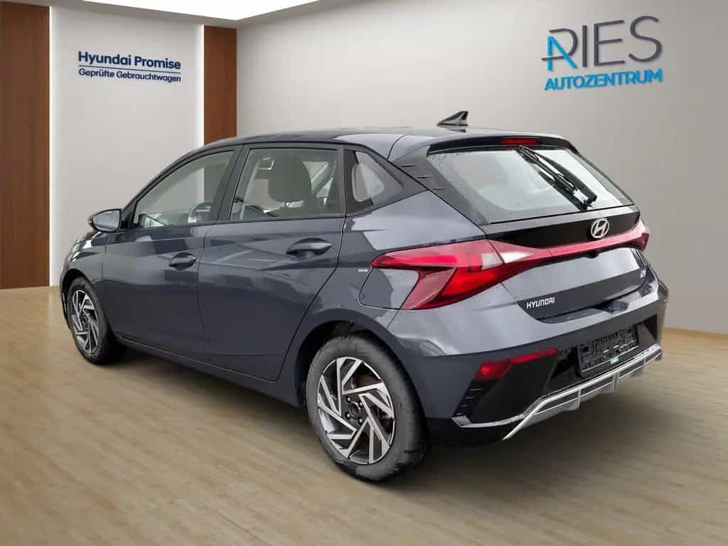 Hyundai i20 1.0 T-GDI Trend Navi*SHZ*SoundSys*Kam.*PDC 10/2025-photo-4
