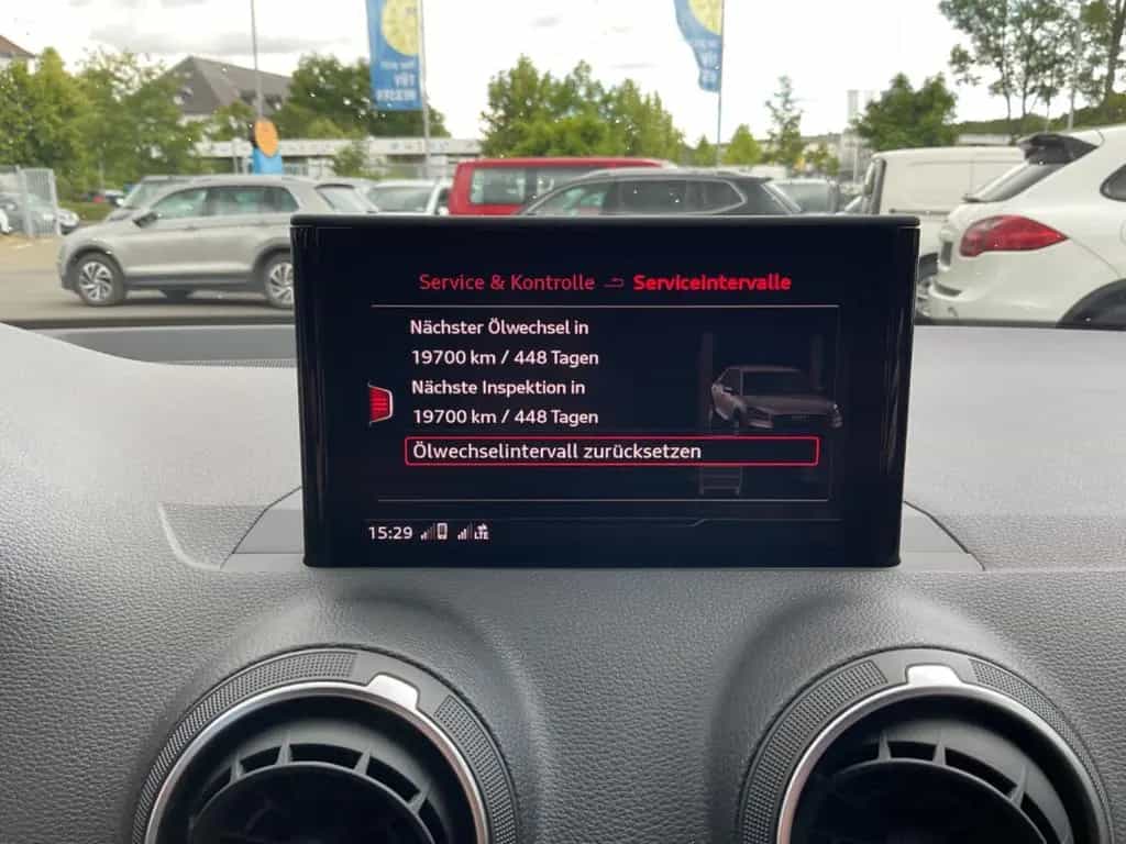Audi Q2 35 TFSI S-Line LED Klima Navi S-Tronic 1 Hand 03/2020-photo-24