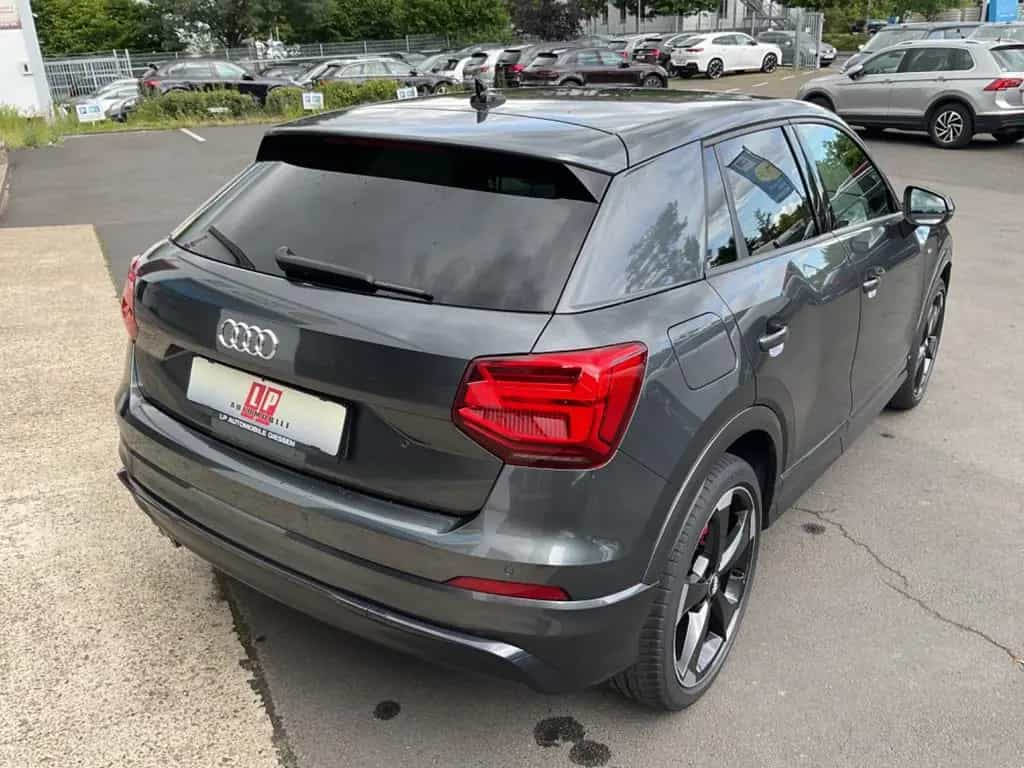 Audi Q2 35 TFSI S-Line LED Klima Navi S-Tronic 1 Hand 03/2020-photo-4