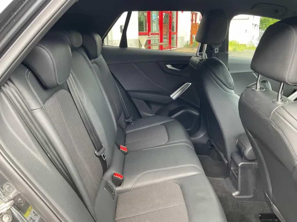 Audi Q2 35 TFSI S-Line LED Klima Navi S-Tronic 1 Hand 03/2020-photo-9