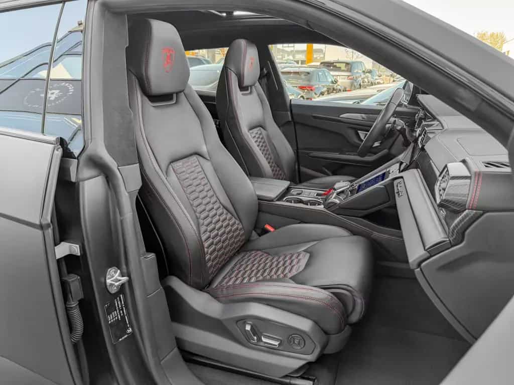 Lamborghini Urus 4.0 V8 Auto./PANO/22/360°/HUD/CARBON/VOLL 03/2021-photo-16
