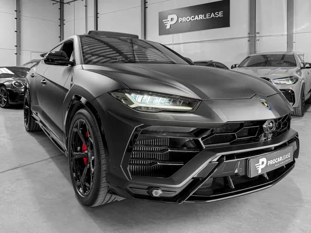 Lamborghini Urus 4.0 V8 Auto./PANO/22/360°/HUD/CARBON/VOLL 03/2021-photo-2