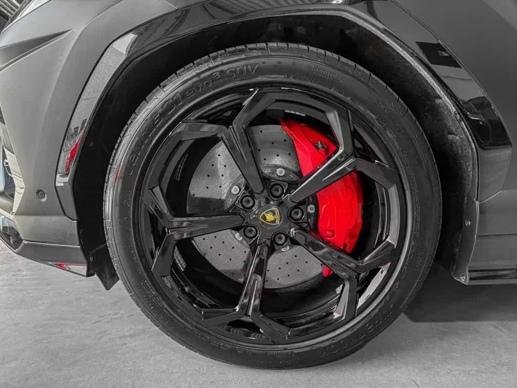 Lamborghini Urus 4.0 V8 Auto./PANO/22/360°/HUD/CARBON/VOLL 03/2021-photo-24