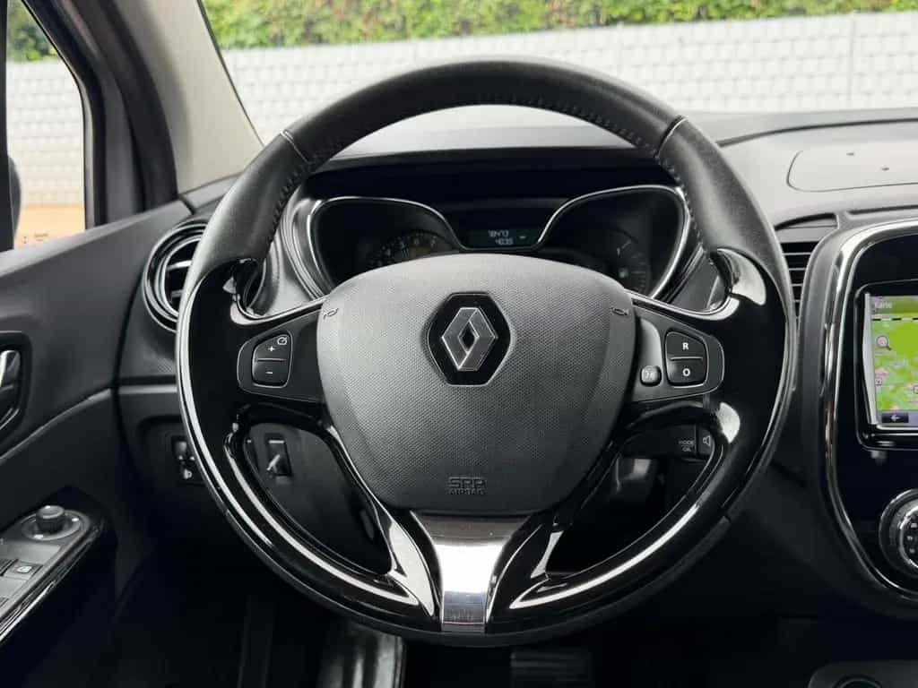 Renault Captur Luxe Sportsitze Sport Lenkrad 12/2016-photo-15