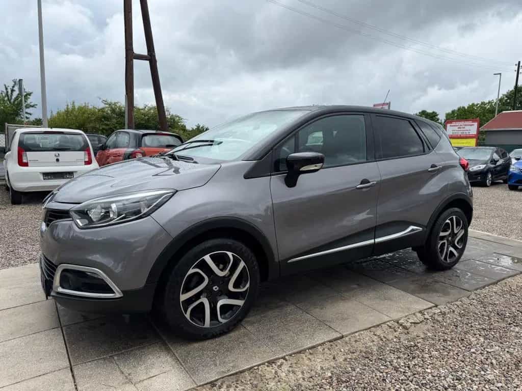 Renault Captur Luxe Sportsitze Sport Lenkrad 12/2016-photo-2