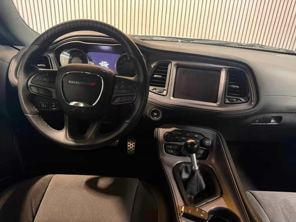 Dodge Challenger 5.7 R/T V8 6-Gang Handschalter 02/2023-photo-14
