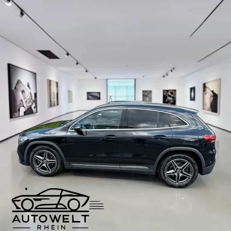 Mercedes-Benz GLA 250 4Matic*Pano*AMG 01/2021-photo-5