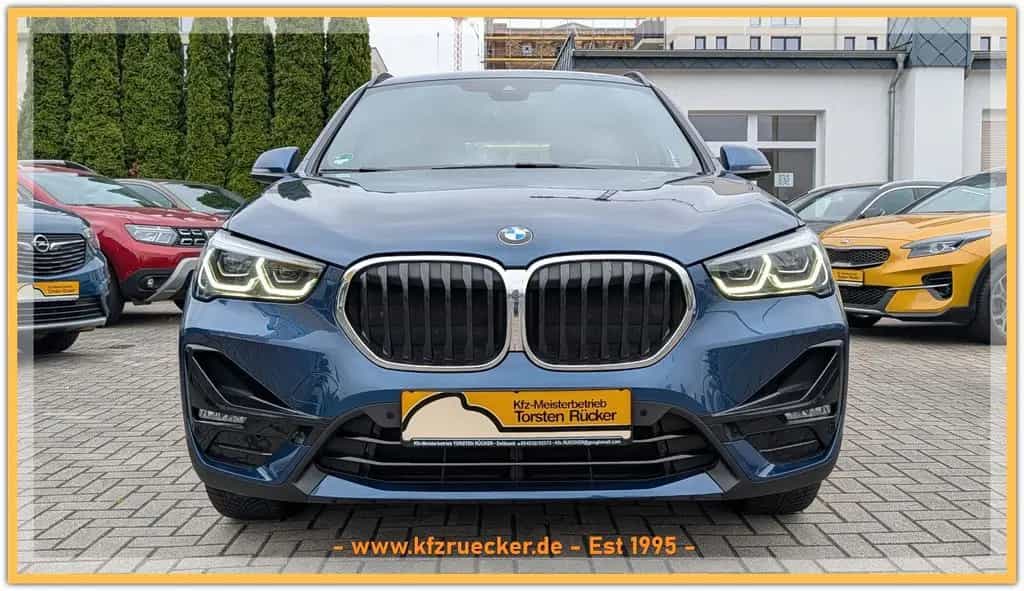 BMW X1 sDrive 18i Sport Line Steptronic NAVI LED AHK 12/2021-photo-2