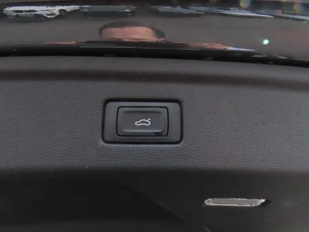 Audi A5 Sportback 40 TDI Autom. Sitzheizung Navi 07/2020-photo-9