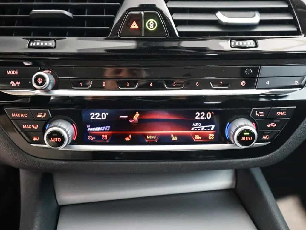 BMW 520 d MildHybrid Automatik 04/2021-photo-13