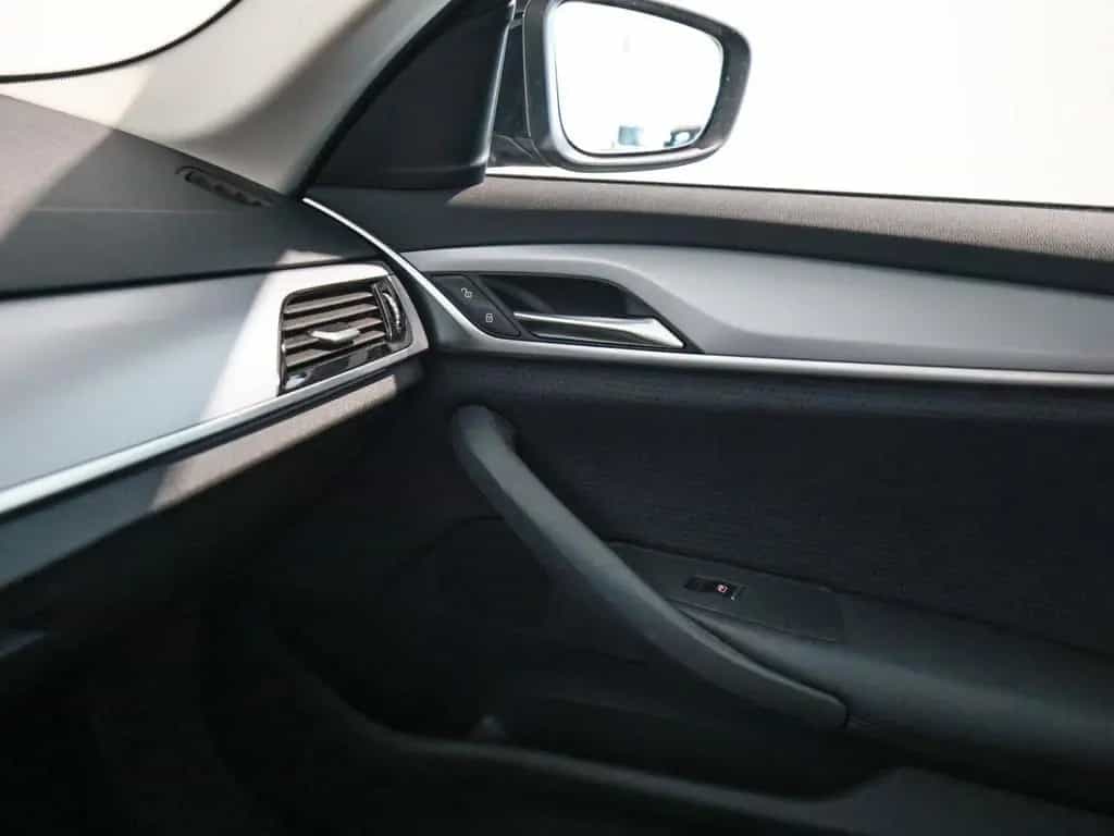 BMW 520 d MildHybrid Automatik 04/2021-photo-16