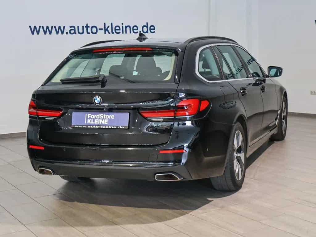 BMW 520 d MildHybrid Automatik 04/2021-photo-2