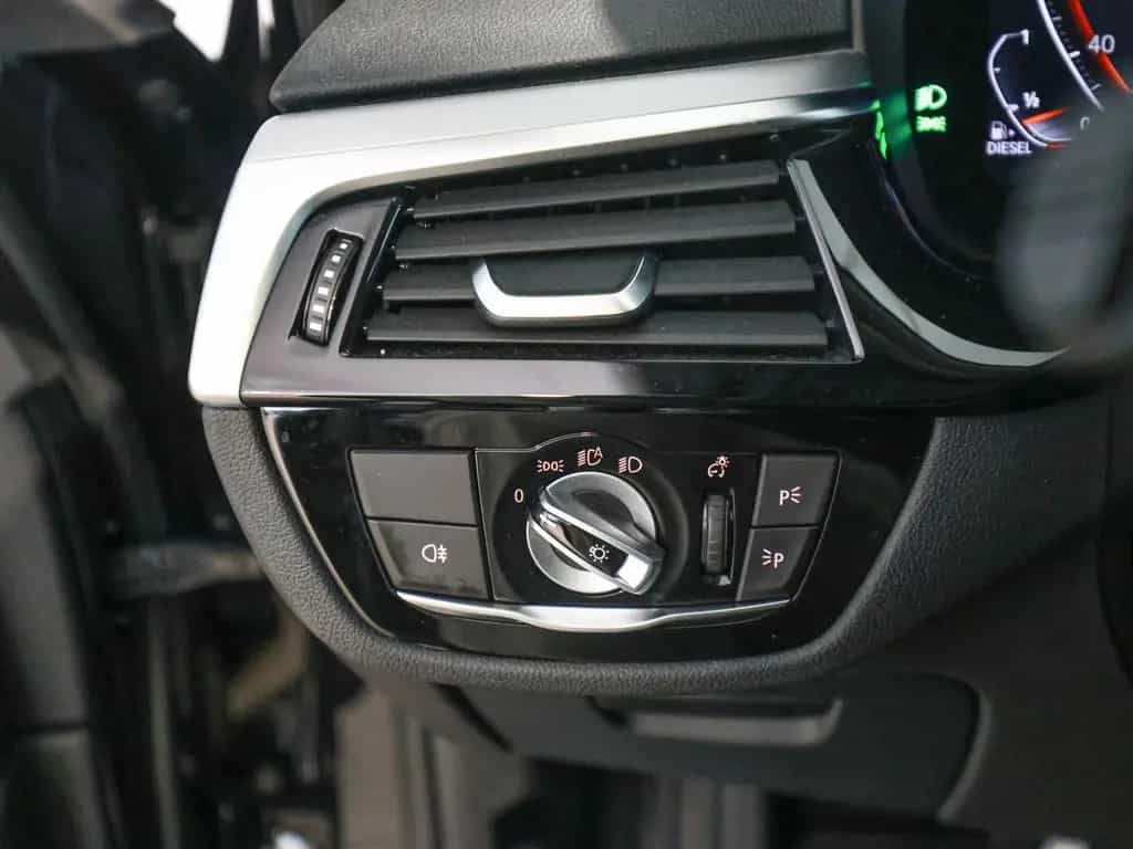 BMW 520 d MildHybrid Automatik 04/2021-photo-22