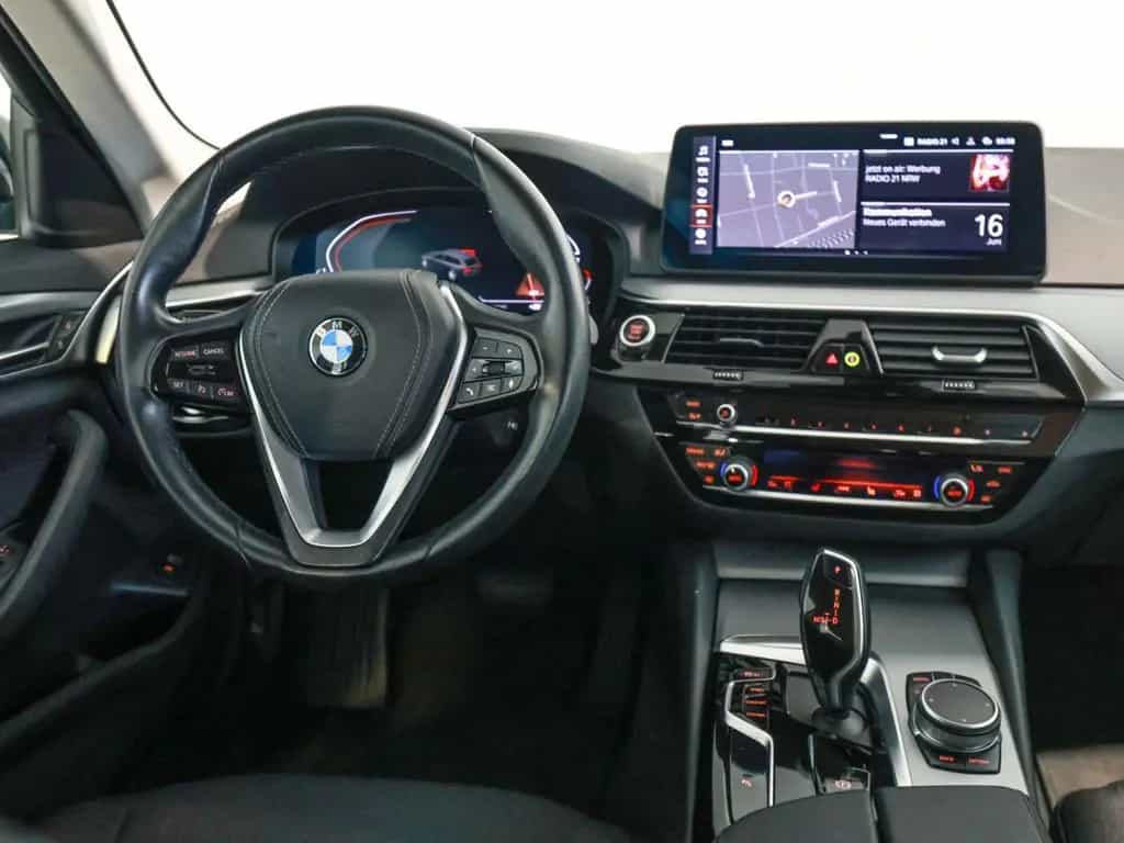 BMW 520 d MildHybrid Automatik 04/2021-photo-6